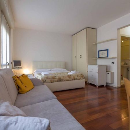 Studio Roma 41 - Affitti Brevi Italia Lägenhet Lecco Exteriör bild