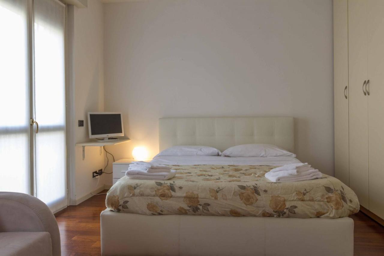 Studio Roma 41 - Affitti Brevi Italia Lägenhet Lecco Exteriör bild